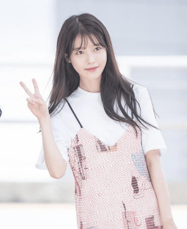 听说点赞❤️就可以把IU还给你